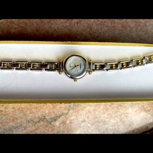 Fossil women’s watch / great condition